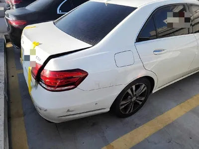 2014 Mercedes-Benz E 220 VIN: