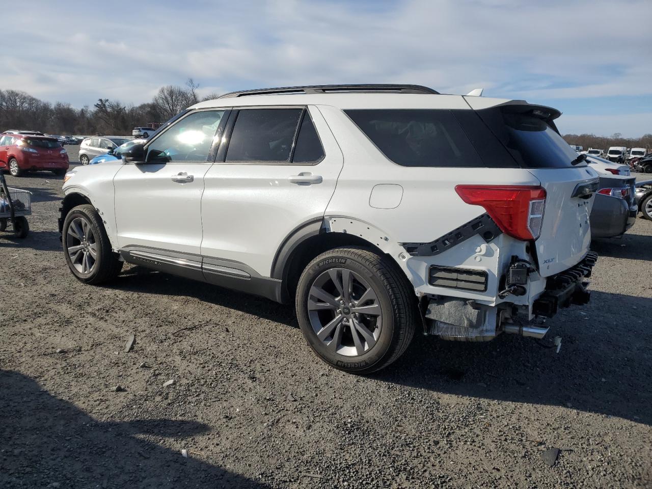 2024 FORD EXPLORER XLT VIN:1FMSK8DH9RGA40787