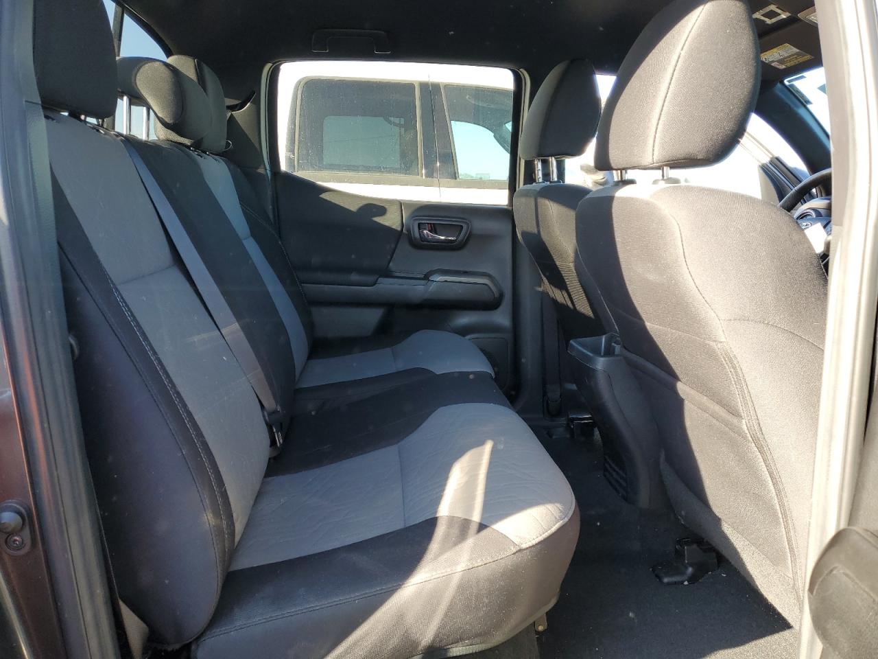 2022 TOYOTA TACOMA DOUBLE CAB VIN:3TMCZ5ANXNM511830