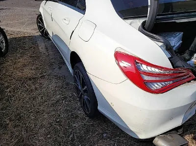 2015 Mercedes-Benz GLA 200 WDDSJ0CB8FN223021 VIN:WDDSJ0CB8FN223021