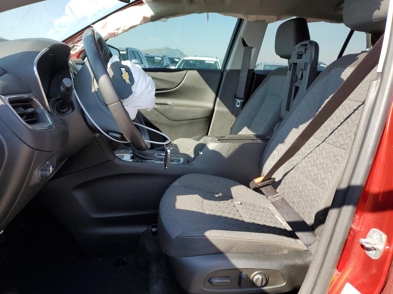 2022 CHEVROLET EQUINOX LT VIN:3GNAXUEV2NL223668