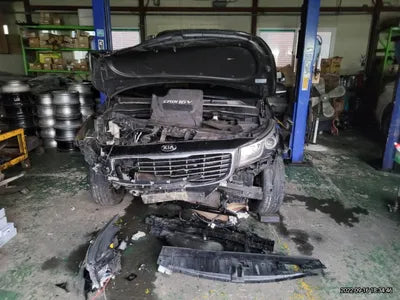 2015 Kia Carnival VIN: