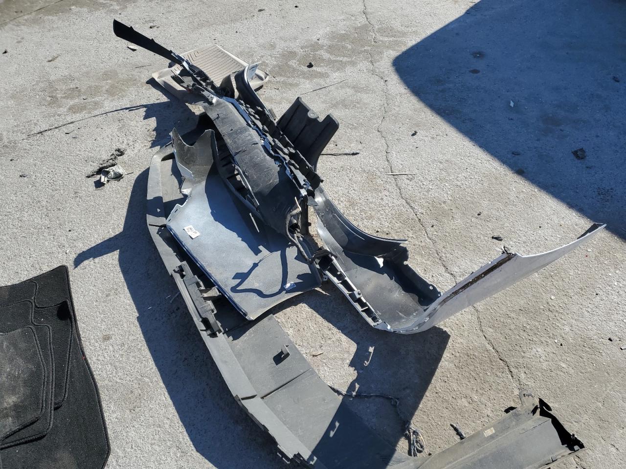 2024 HYUNDAI ELANTRA SEL VIN:KMHLS4DG2RU760843