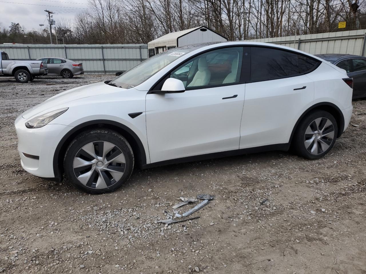 2022 TESLA MODEL Y  VIN:7SAYGAEE3NF467627