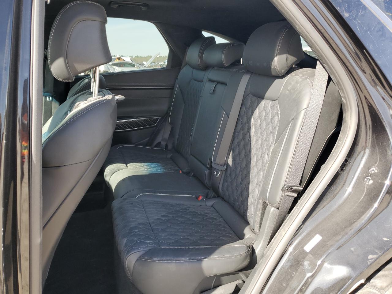 2023 GENESIS GV70 BASE VIN:KMUMCDTC8PU114818