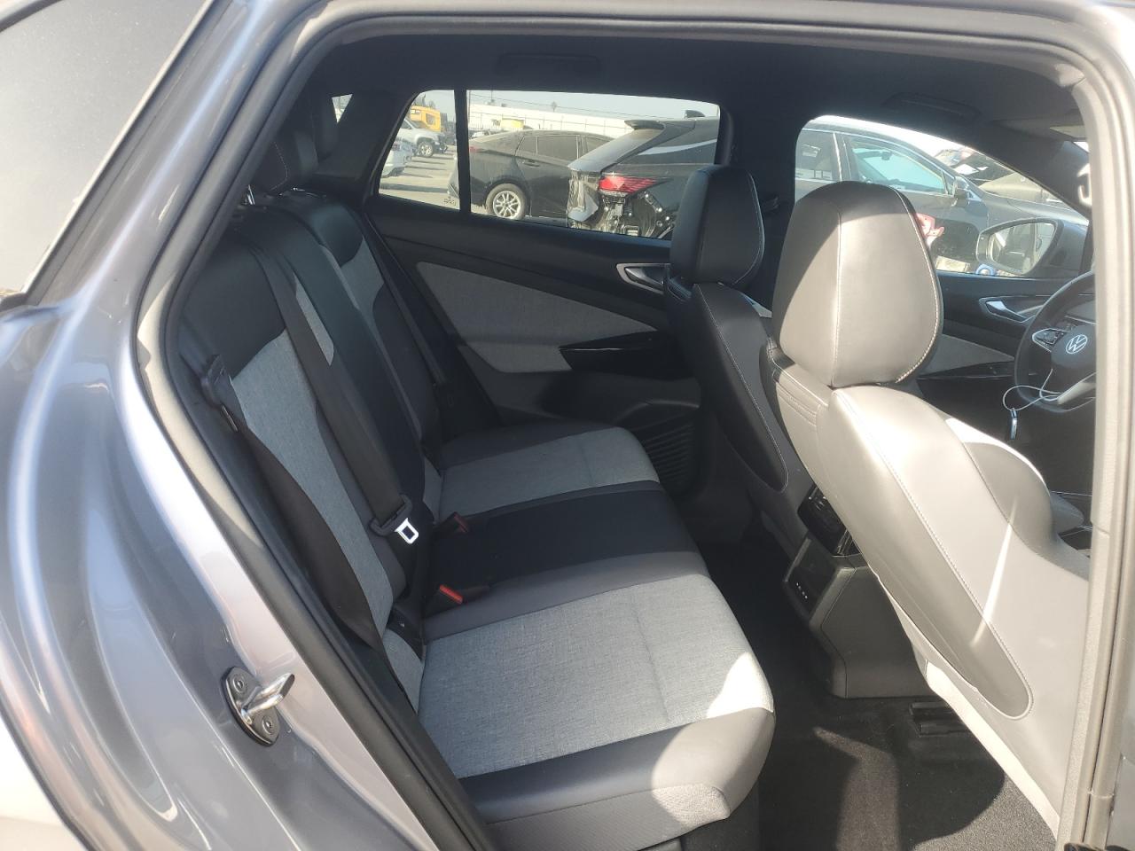 2023 VOLKSWAGEN ID.4 PRO VIN:1V2CMPE89PC024488