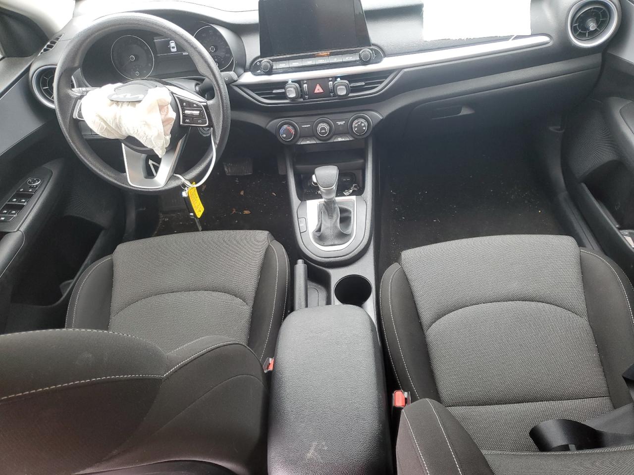 2023 KIA FORTE LX VIN:3KPF24AD1PE574105