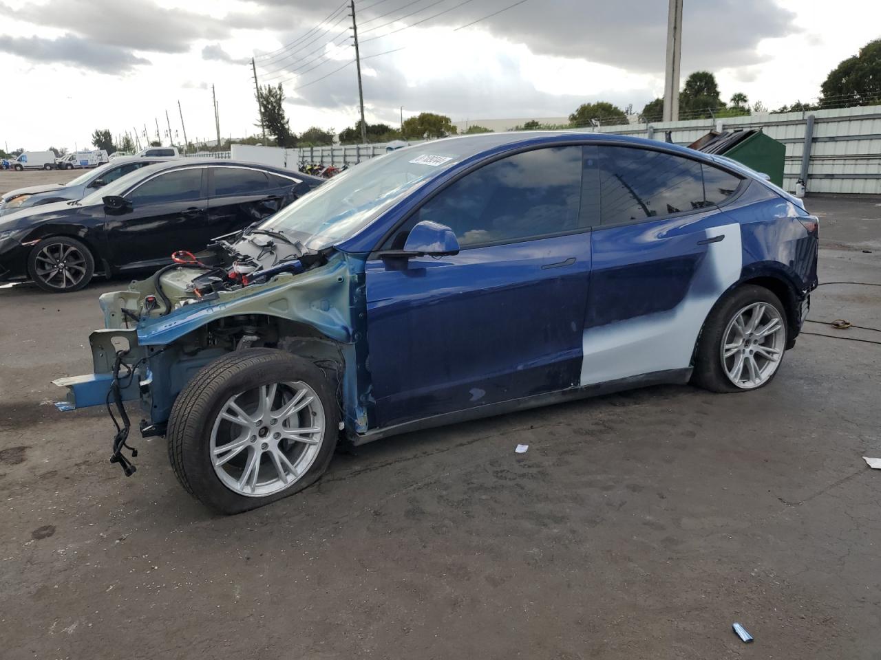 2023 TESLA MODEL Y  VIN:7SAYGDEE6PF707676