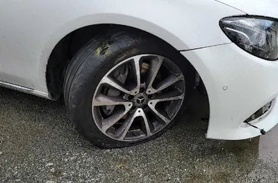 2019 Mercedes-Benz E 300 WDDZF4KB7KA635330 VIN:WDDZF4KB7KA635330