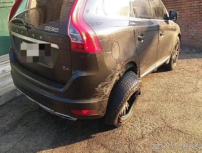 2015 Volvo XC60 VIN: