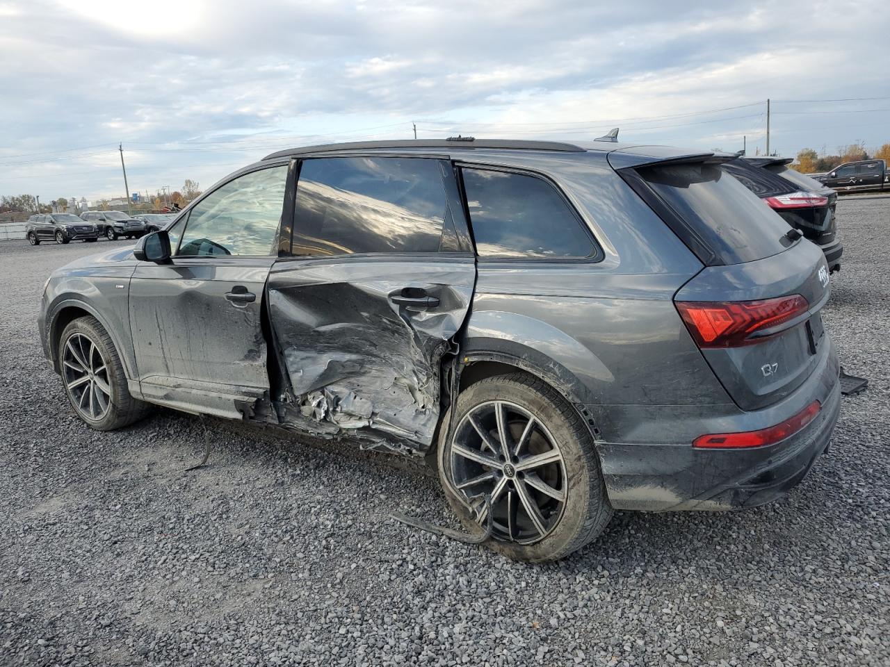 2022 AUDI Q7 KOMFORT VIN:WA1BXBF78ND007843