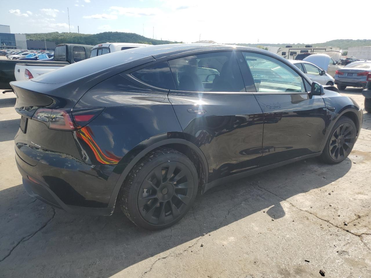 2022 TESLA MODEL Y  VIN:7SAYGAEEXNF465311