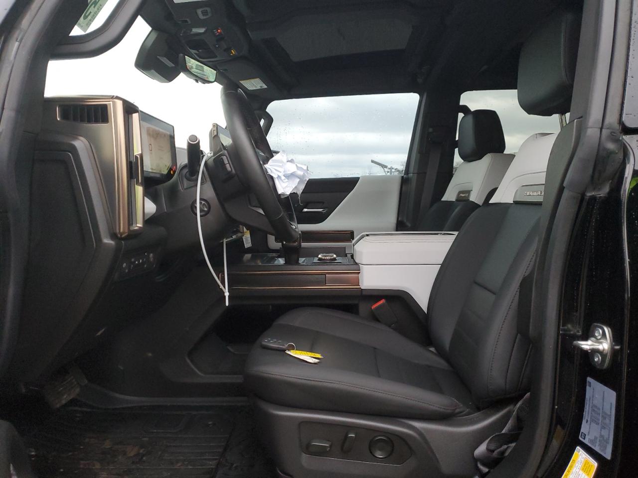 2024 GMC HUMMER SUV 2X VIN:1GKB0NDE4RU104402
