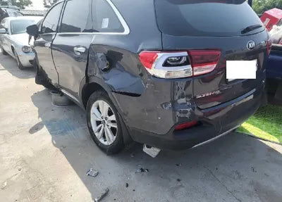 2017 Kia Sorento KNAPS81ABHA272213 VIN:KNAPS81ABHA272213