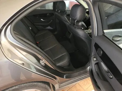 2018 Mercedes-Benz C 200 VIN: