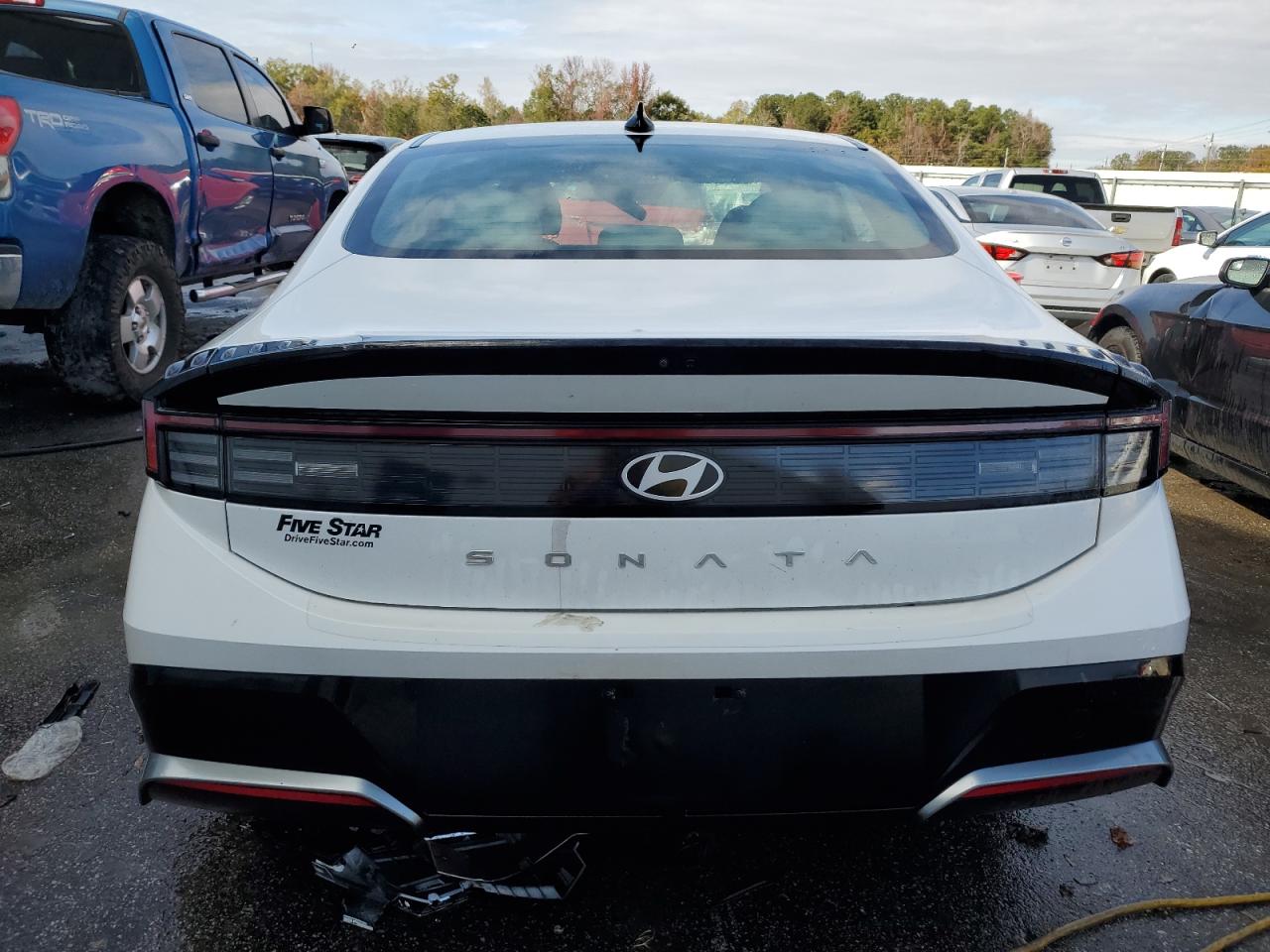 2024 HYUNDAI SONATA SEL VIN:KMHL64JAXRA372300