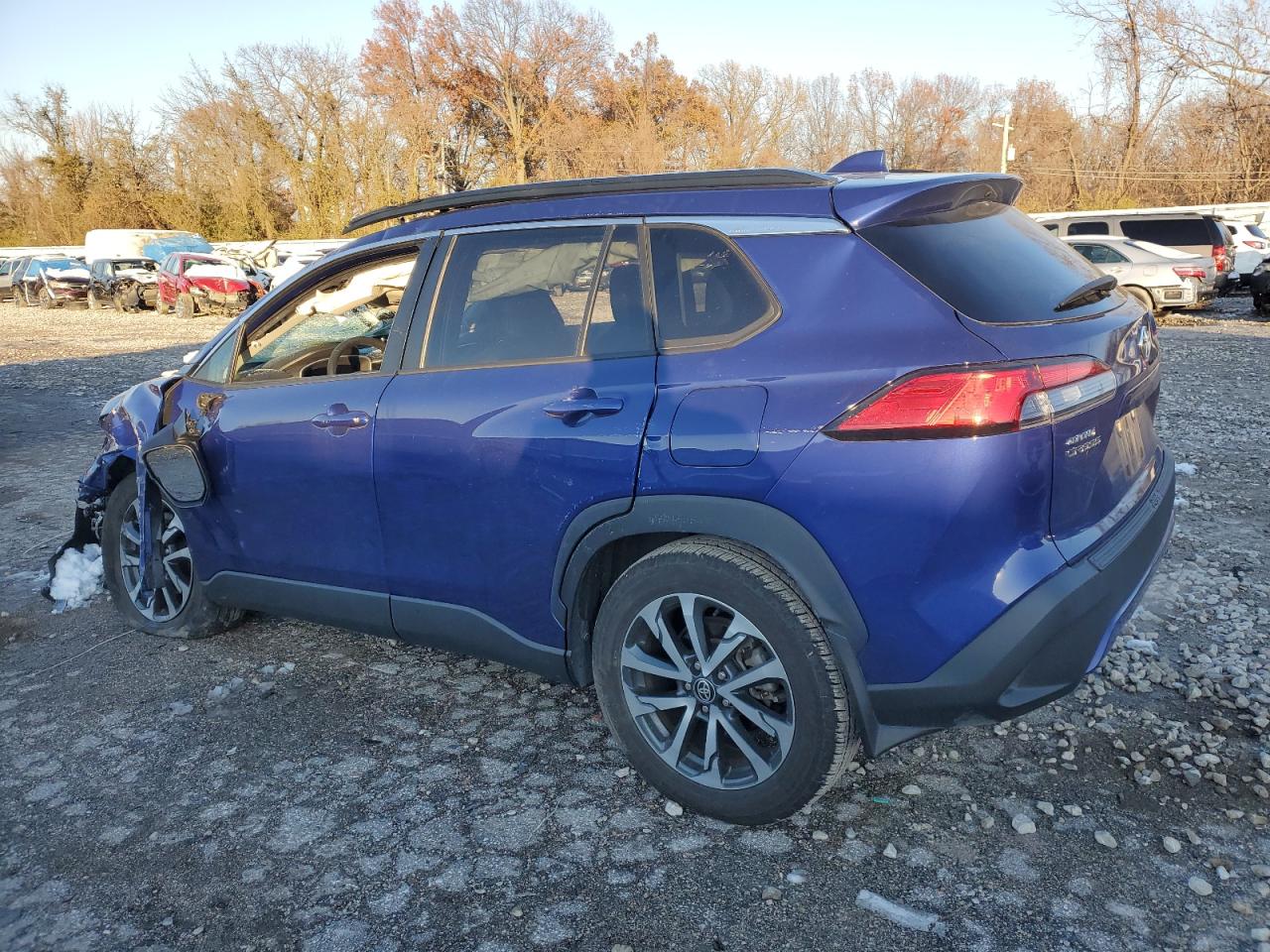 2022 TOYOTA COROLLA CROSS XLE VIN:7MUDAABG4NV016243
