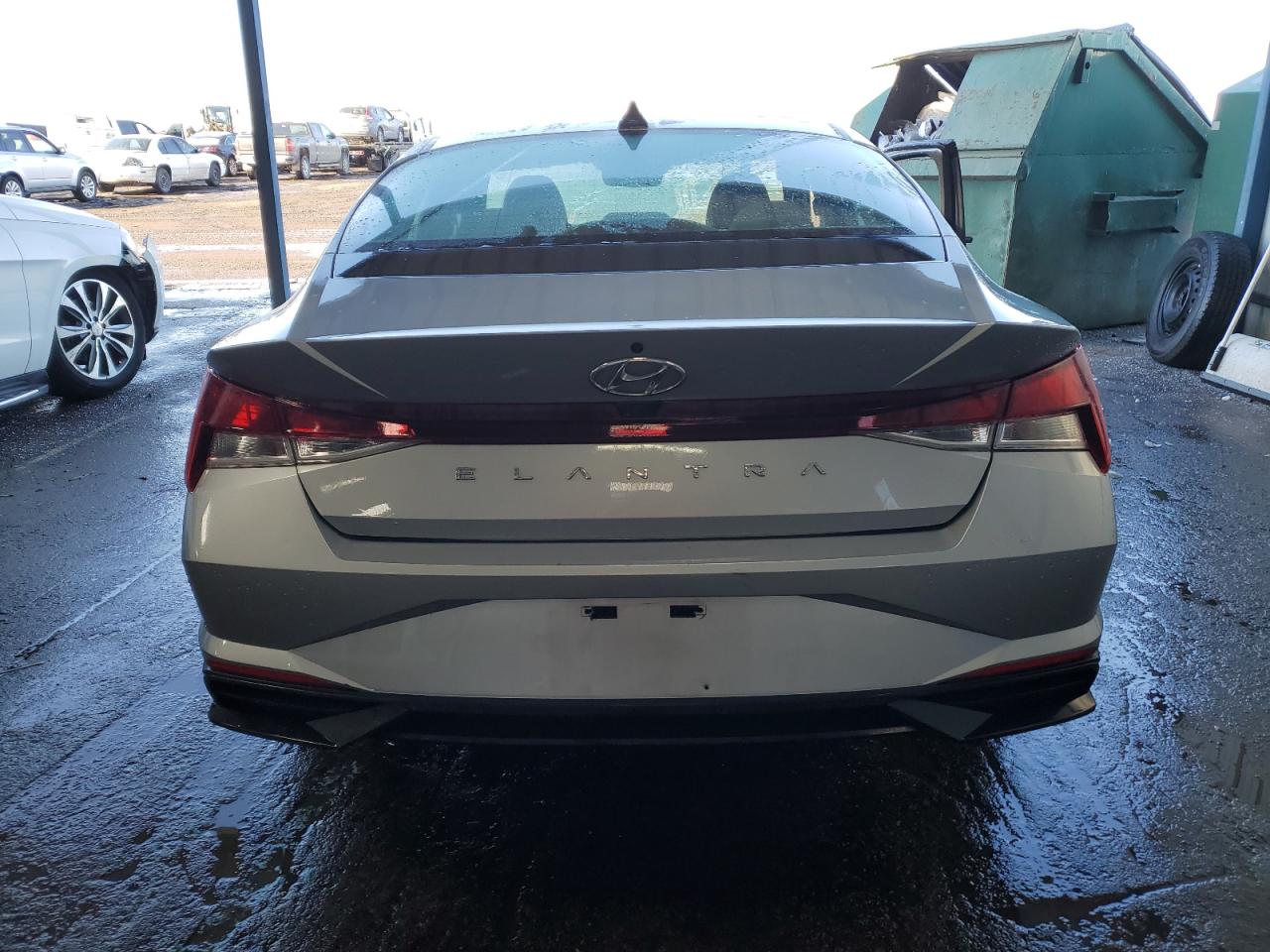 2023 HYUNDAI ELANTRA SEL VIN:5NPLM4AG6PH104929