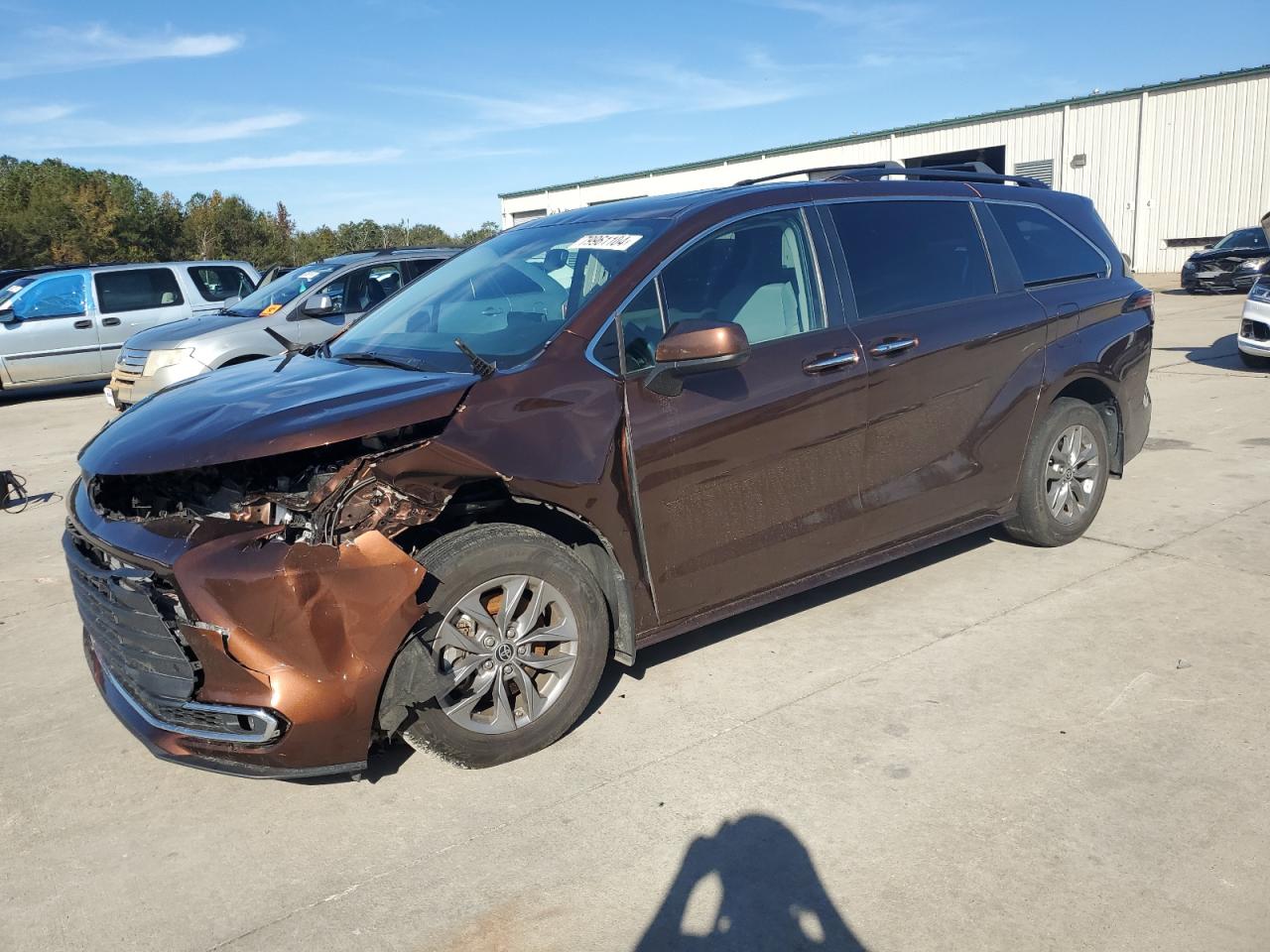 2022 TOYOTA SIENNA XLE VIN:5TDYRKEC0NS098524