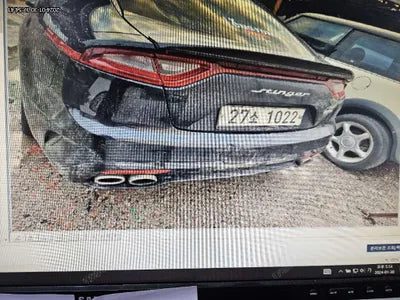 2018 Kia Stinger KNAE751CDJS030923 VIN:KNAE751CDJS030923