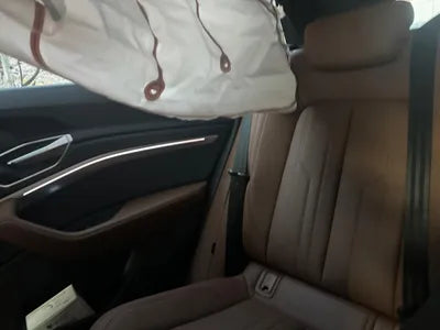 2022 Audi e-tron WAUZZZGE7NB032018 VIN:WAUZZZGE7NB032018