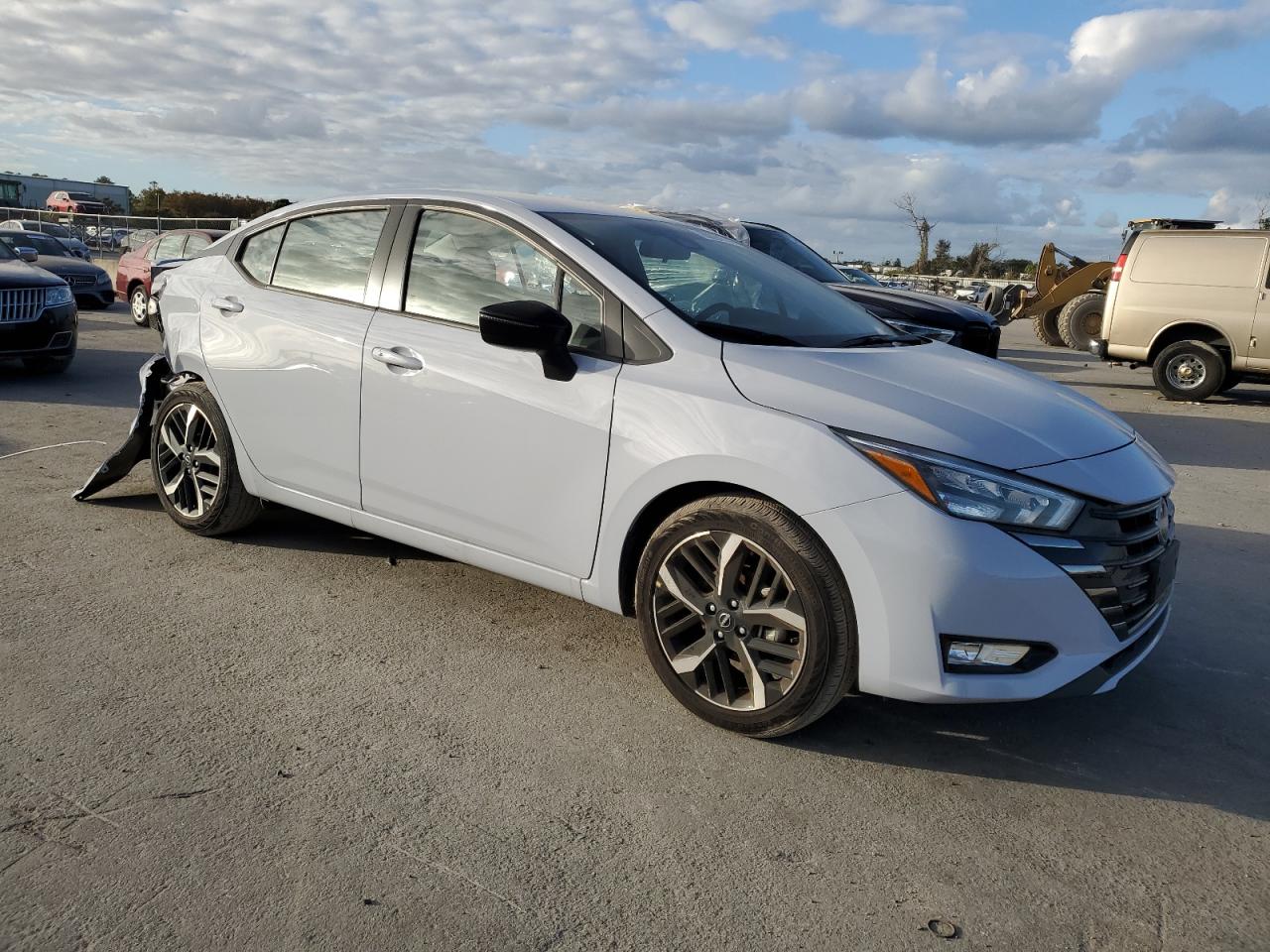 2024 NISSAN VERSA SR VIN:3N1CN8FV6RL855496