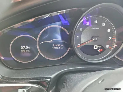 2018 Porsche Panamera VIN: