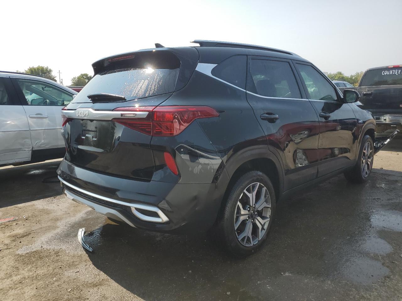 2022 KIA SELTOS EX VIN:KNDERCAAXN7301782