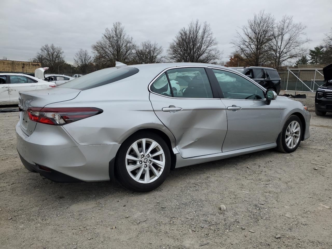 2022 TOYOTA CAMRY LE VIN:4T1R11AKXNU710786