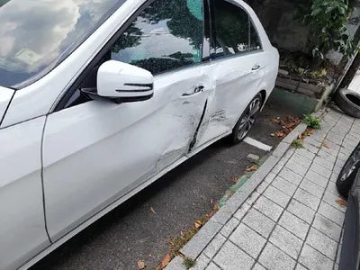 2015 Mercedes-Benz E 220 VIN: