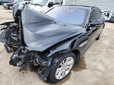 2016 Jaguar XF VIN: