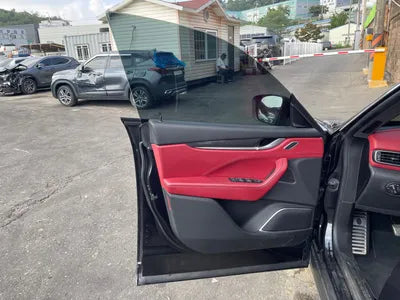 2017 Maserati Levante ZN661TUGXHX231618 VIN:ZN661TUGXHX231618