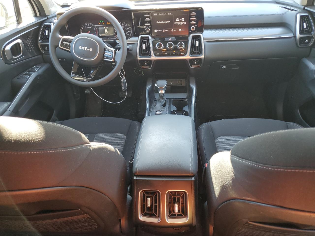2022 KIA SORENTO LX VIN:5XYRG4LC3NG131487