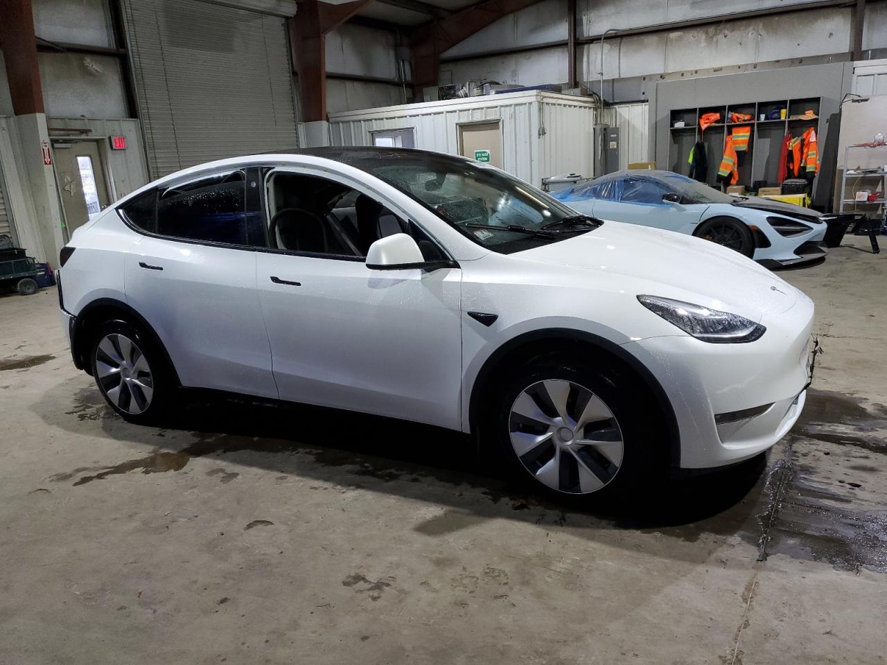 2022 TESLA MODEL Y  VIN:7SAYGDEEXNF388182