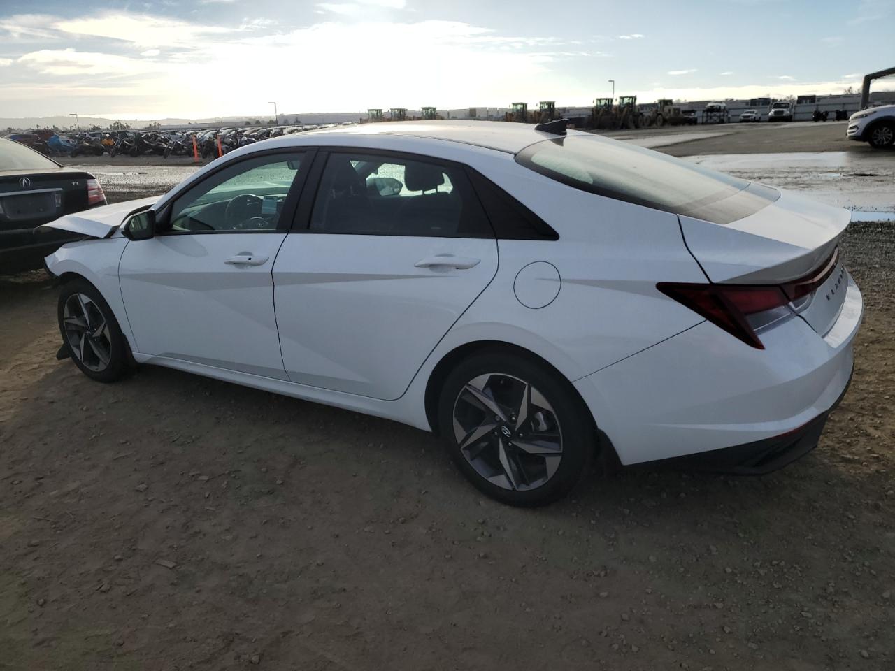 2023 HYUNDAI ELANTRA SEL VIN:5NPLS4AG2PH107249