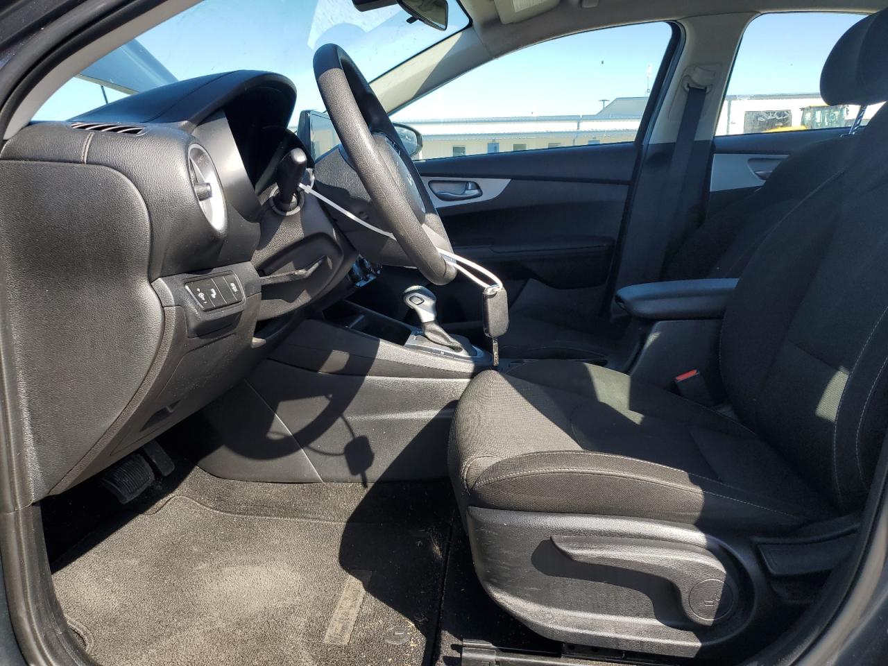 2023 KIA FORTE LX VIN:3KPF24AD4PE660203