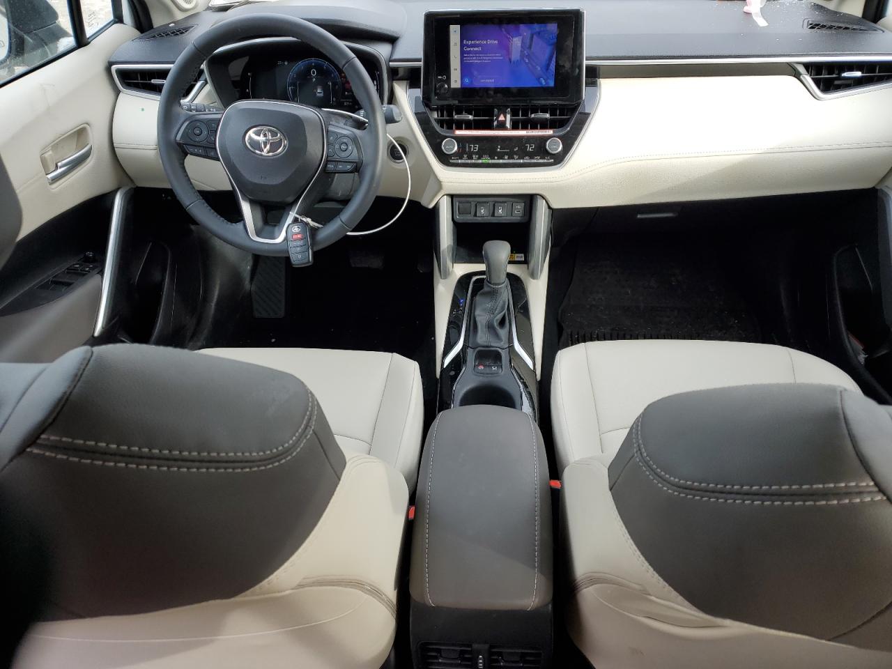 2023 TOYOTA COROLLA CROSS XLE VIN:7MUDAABG4PV077269