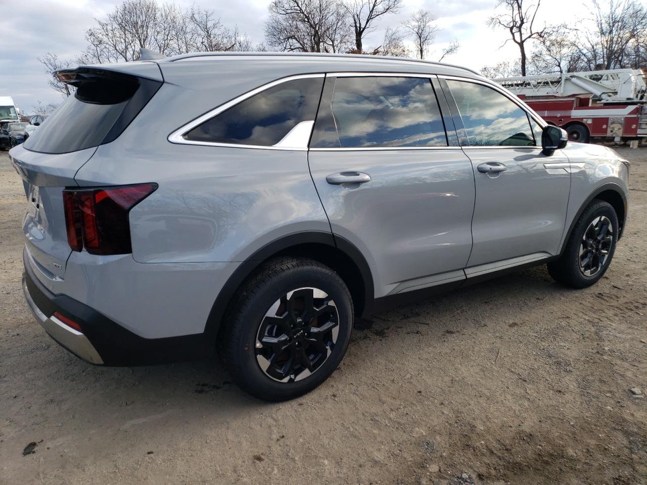 2024 KIA SORENTO S VIN:5XYRLDJC1RG303116