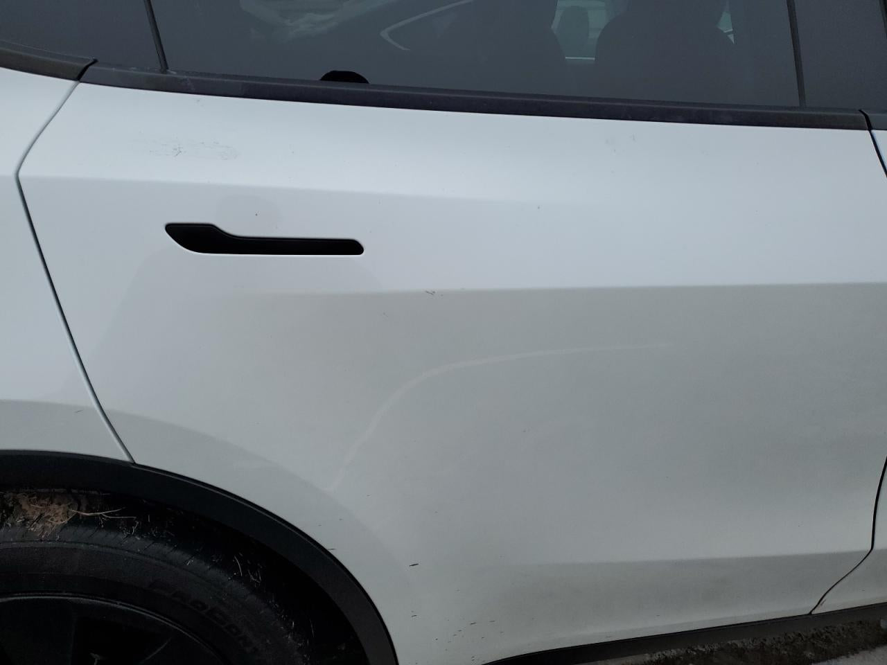 2023 TESLA MODEL Y  VIN:7SAYGDEE7PA051775
