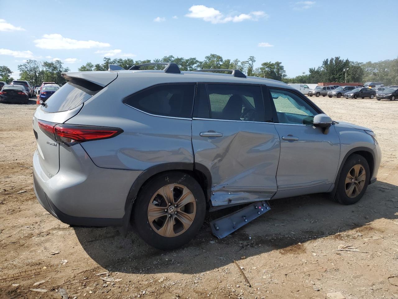 2022 TOYOTA HIGHLANDER HYBRID XLE VIN:5TDABRCH2NS544461