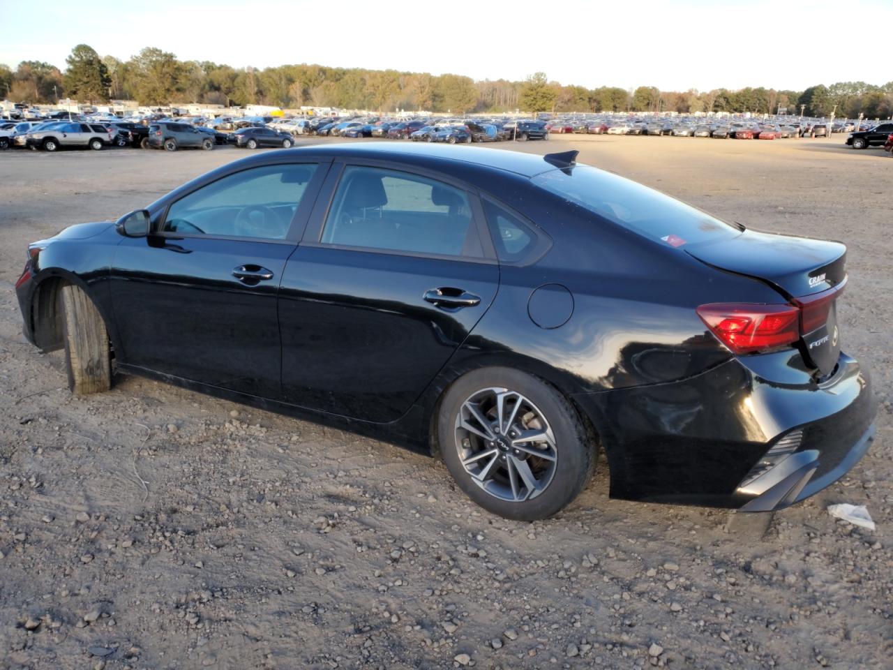 2023 KIA FORTE LX VIN:3KPF24AD5PE686647
