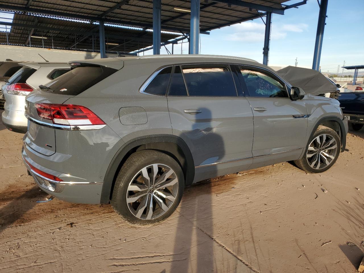 2022 VOLKSWAGEN ATLAS CROSS SPORT SEL PREMIUM R-LINE VIN:1V2FE2CA3NC231068