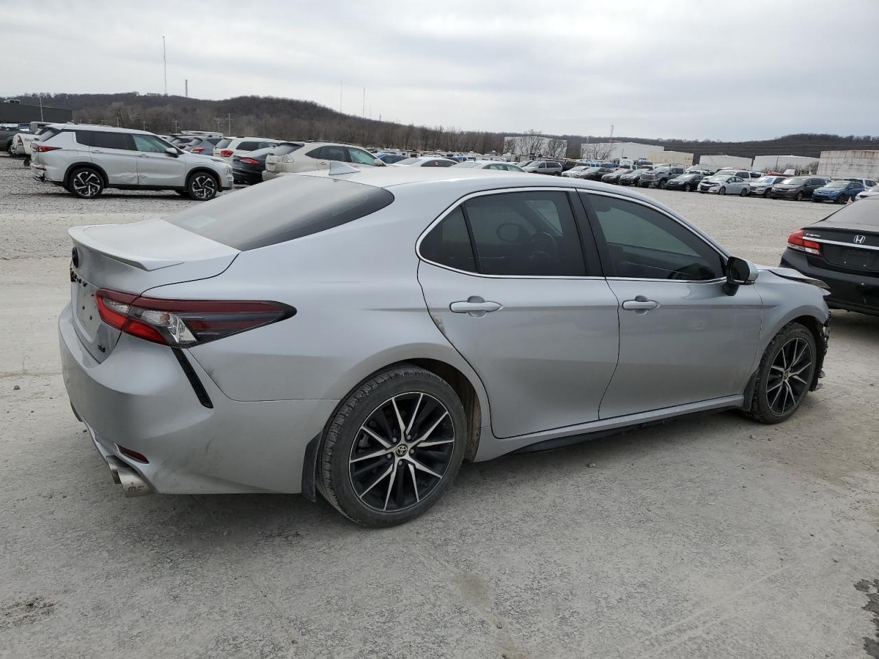 2022 TOYOTA CAMRY SE VIN:4T1T11AK3NU684652