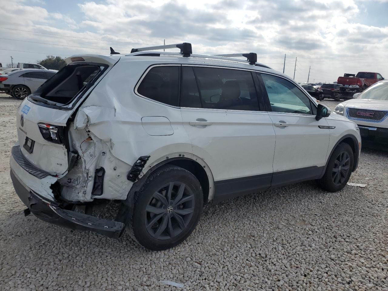 2023 VOLKSWAGEN TIGUAN SE VIN:3VV3B7AX4PM066541