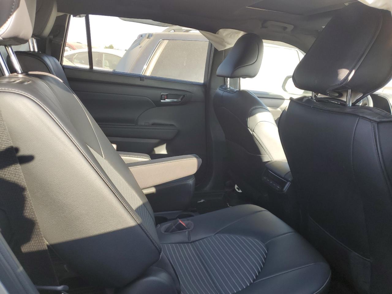 2023 TOYOTA HIGHLANDER L VIN:5TDKDRBH2PS525637