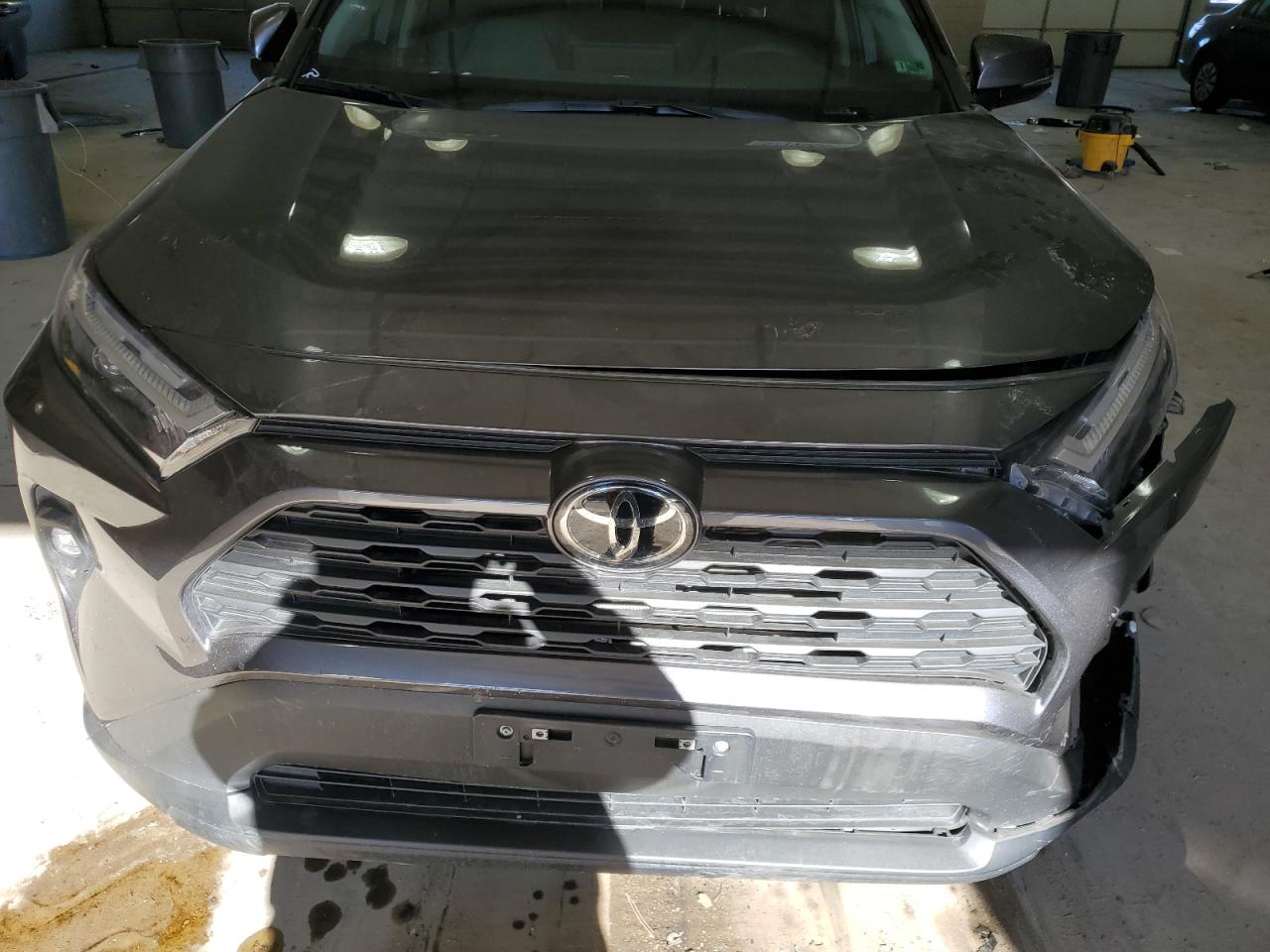 2024 TOYOTA RAV4 XLE PREMIUM VIN:2T3A1RFV5RC417407