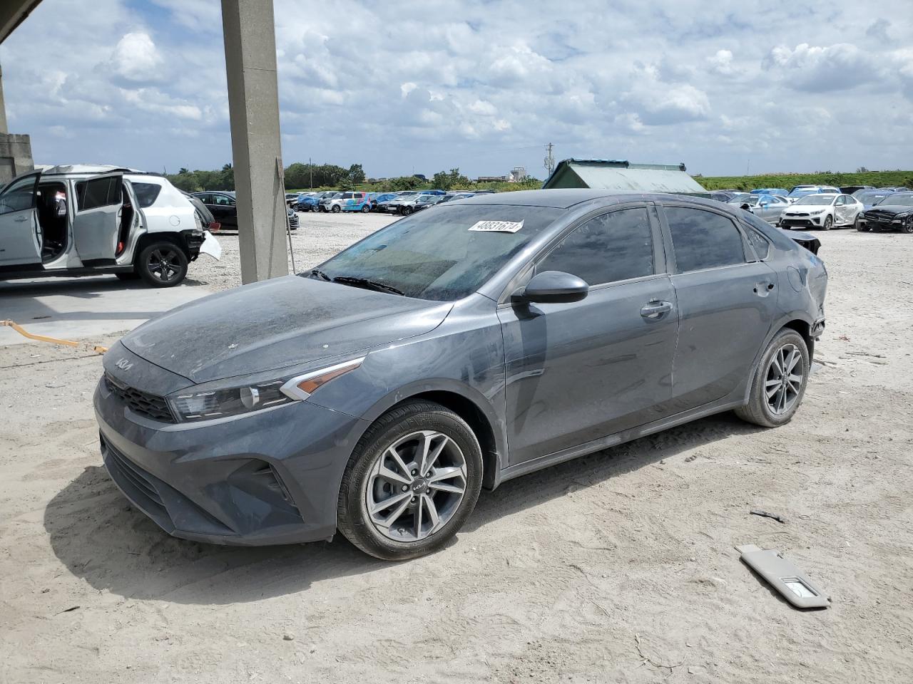 2023 KIA FORTE LX VIN:3KPF24AD3PE638371