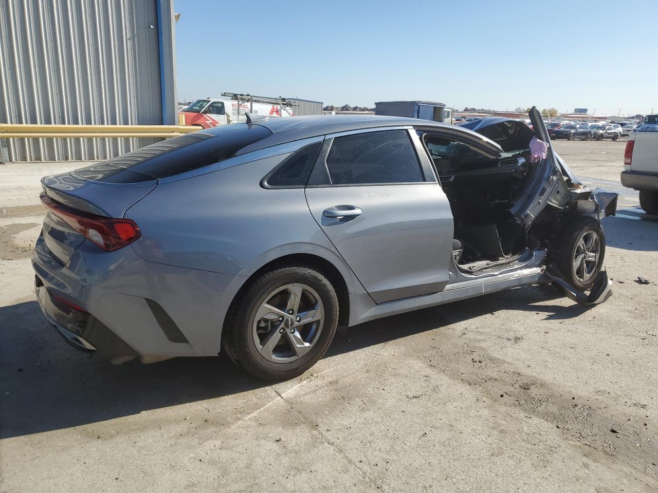 2022 KIA K5 LXS VIN:5XXG14J2XNG142512