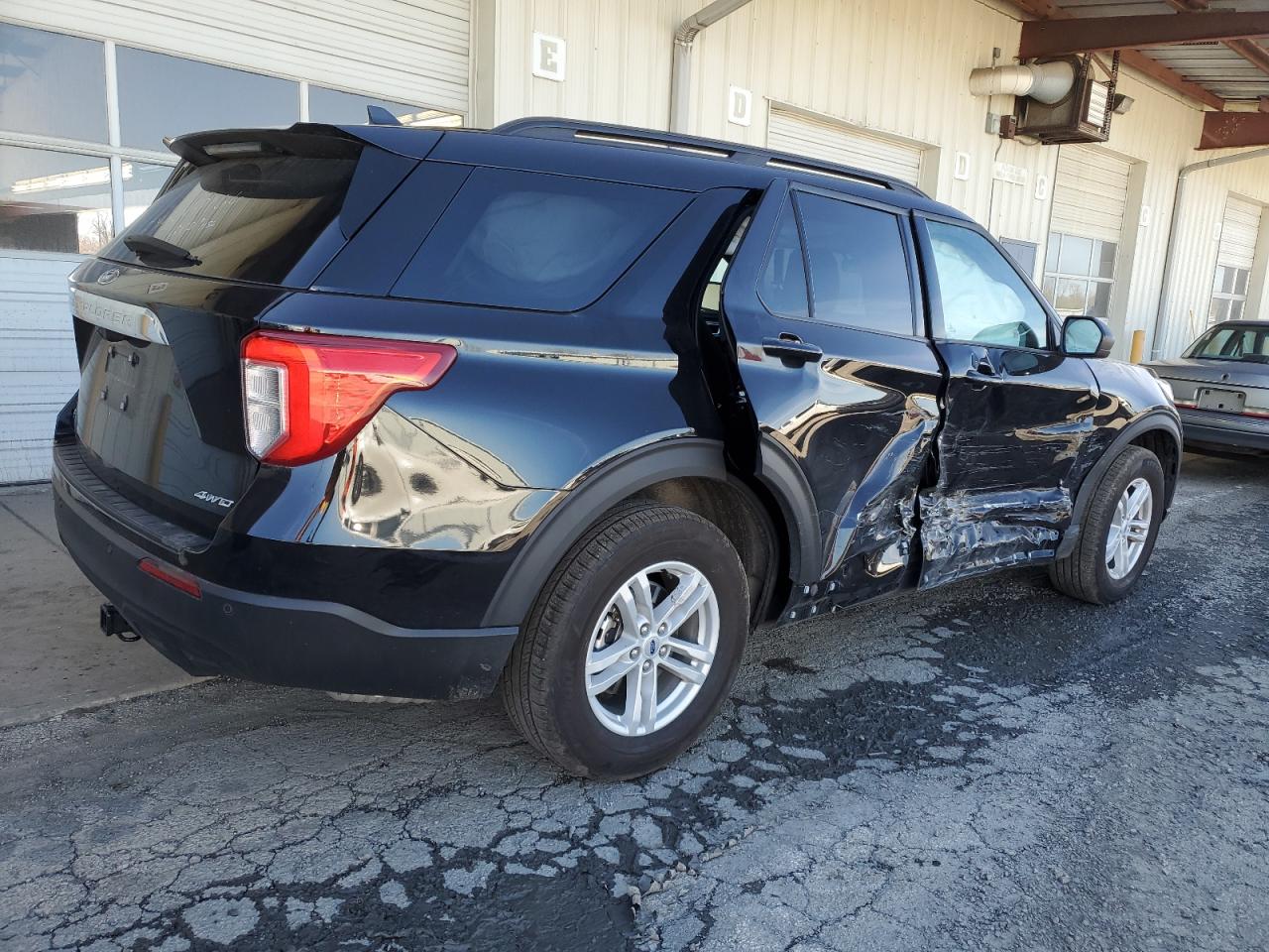 2023 FORD EXPLORER XLT VIN:1FMSK8DH3PGC08565
