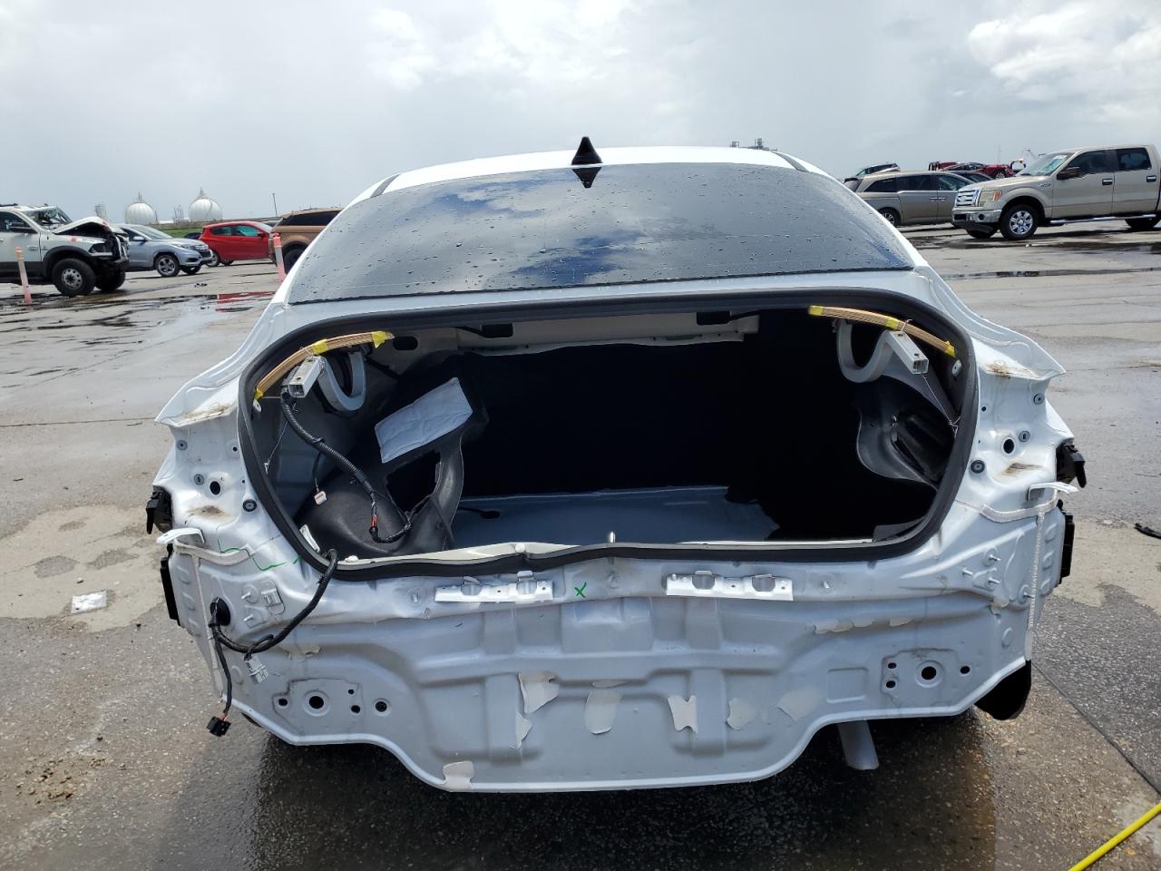 2024 HYUNDAI ELANTRA SEL VIN:KMHLS4DG5RU742160